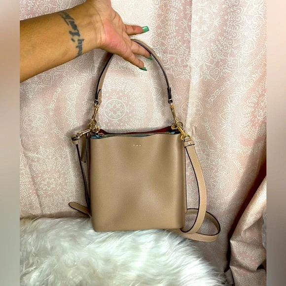 Coach Mollie 22 Mini Bucket Bag - Picture 2 of 12